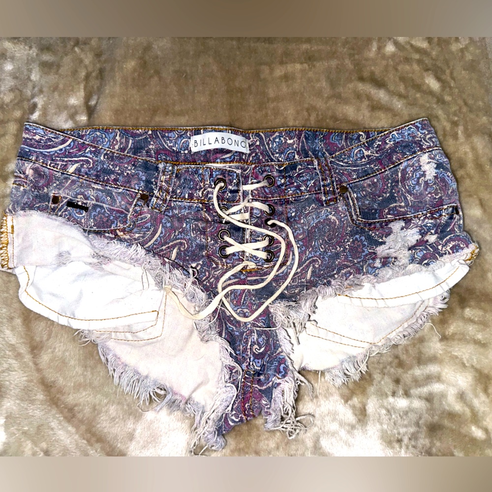 Billabong paisley shorts